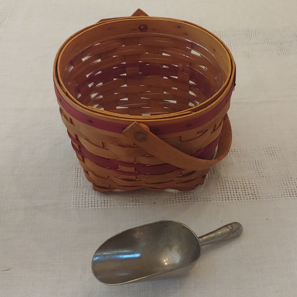 Longaberger Jingle Bell Basket - Picture 12 of 17